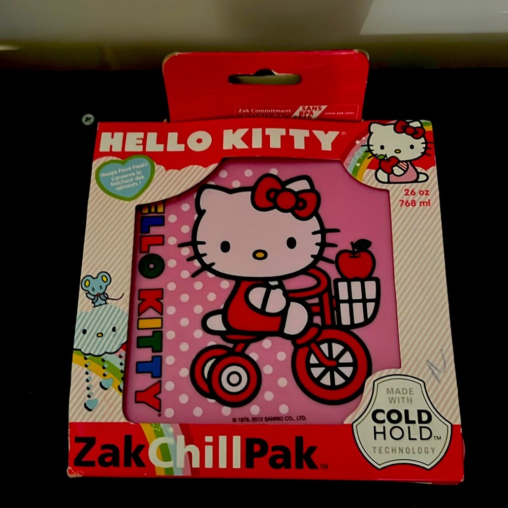 Hello kitty Tupperware